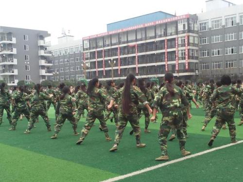 成都高铁职业学校