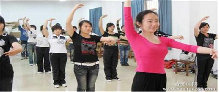 2017年成都幼师学校招生简章_招生问答