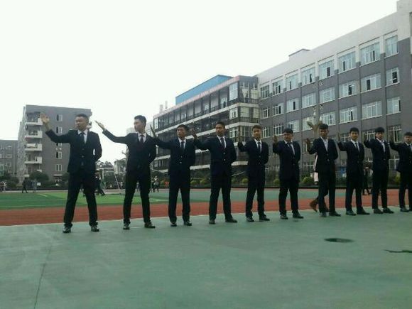 成都郫县铁路学校面试严不严_成都铁路学校招生